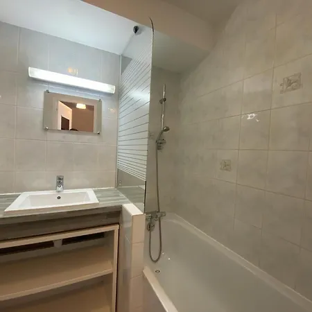 Neves - Location: Pour 4 Personnes Dans Un Quartier Jeune Et Anime / Les Neves Mae-9059 Val Thorens