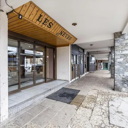 Neves - Location: Pour 4 Personnes Dans Un Quartier Jeune Et Anime / Les Neves Mae-9059 Apartment *